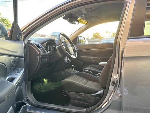 Used 2024 Mitsubishi Outlander Sport LE AWD/4WD image 8