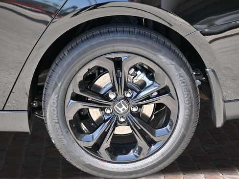 New 2025 Honda Accord SE image 34