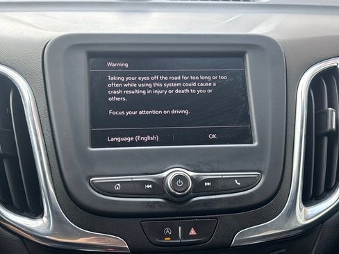 Used 2022 Chevrolet Equinox LT FWD image 12