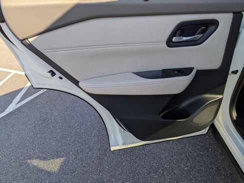 Certified 2023 Nissan Rogue SV w/ SV Premium B Package image 21