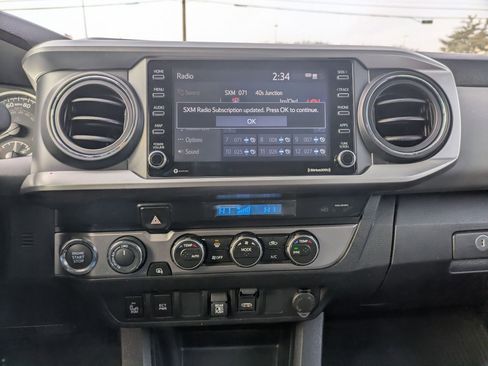 Used 2023 Toyota Tacoma image 14