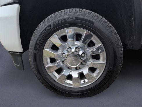 Used 2018 Cadillac Escalade Luxury image 27