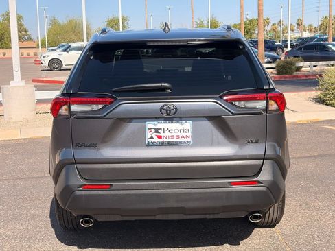 Used 2024 Toyota RAV4 XLE w/ Convenience Package FWD image 5