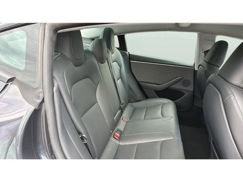 Used 2025 Tesla Model 3 Long Range RWD image 16