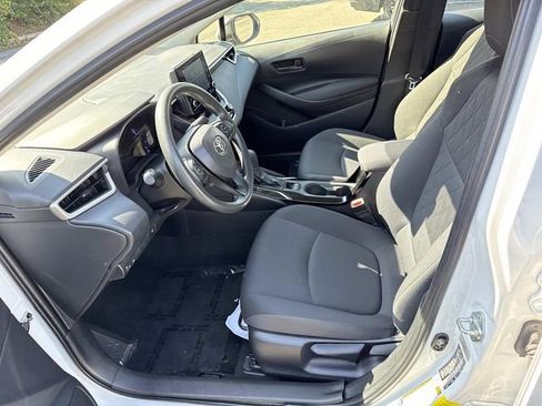 Used 2022 Toyota Corolla LE FWD image 14