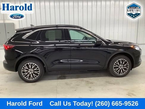 Used 2024 Ford Escape SE FWD image 7