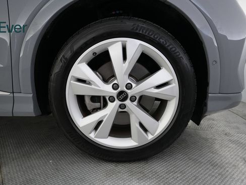 Used 2023 Audi Q4 e-tron Premium Plus w/ Premium Plus AWD/4WD image 20