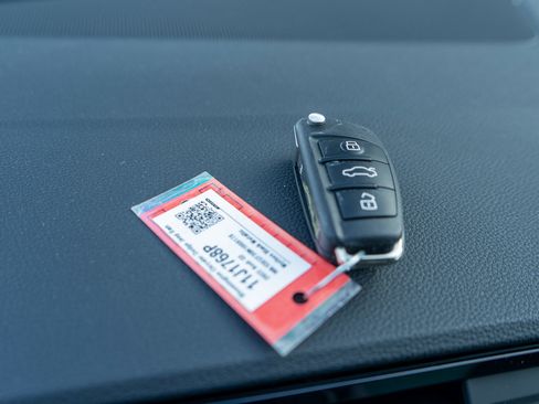 Used 2022 Audi Q3 2.0T Premium image 28