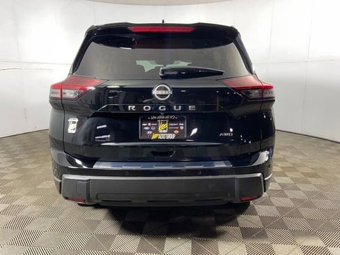 Used 2026 Nissan Rogue SV AWD/4WD image 3