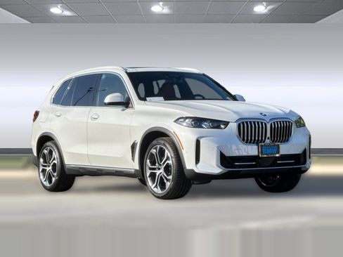 Used 2026 BMW X5 xDrive40i AWD/4WD image 6