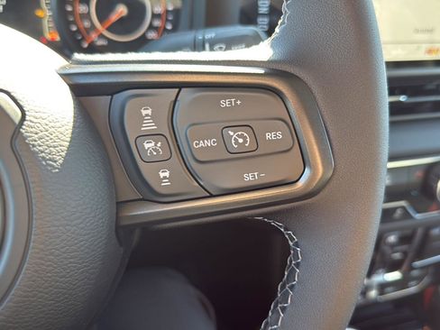 New 2025 Jeep Gladiator Rubicon image 16