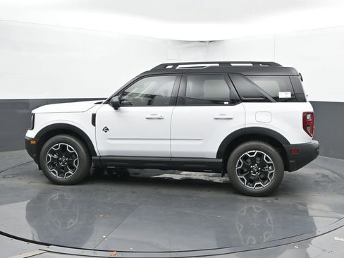 New 2025 Ford Bronco Sport Outer Banks w/ Outer Banks Tech Package+ AWD/4WD image 8