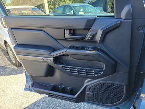 Used 2025 Toyota 4Runner TRD Off-Road Premium image 36