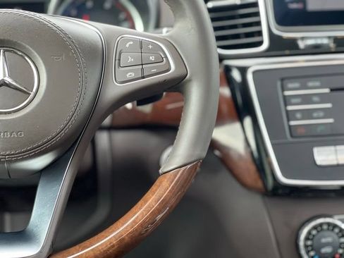 Used 2018 Mercedes-Benz GLS 450 4MATIC image 35