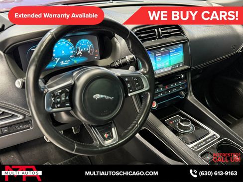 Used 2017 Jaguar F-PACE S image 12