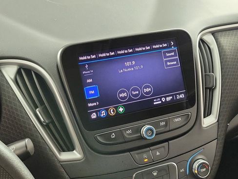 Used 2022 Chevrolet Malibu LS image 17