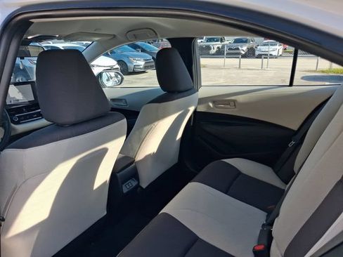 Used 2026 Toyota Corolla LE FWD image 5