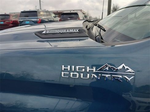 Used 2025 Chevrolet Silverado 3500 High Country w/ High Country Premium Package image 10