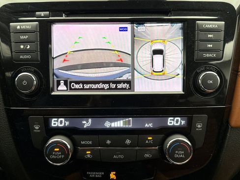 Used 2018 Nissan Rogue SL w/ Premium Package FWD image 22