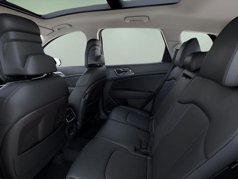New 2026 Kia Sportage EX image 36
