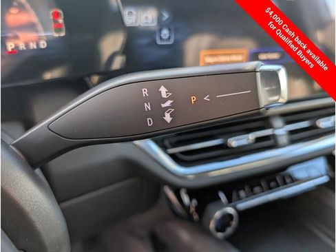 New 2026 Chevrolet Equinox EV LT w/ Comfort Package AWD/4WD image 23