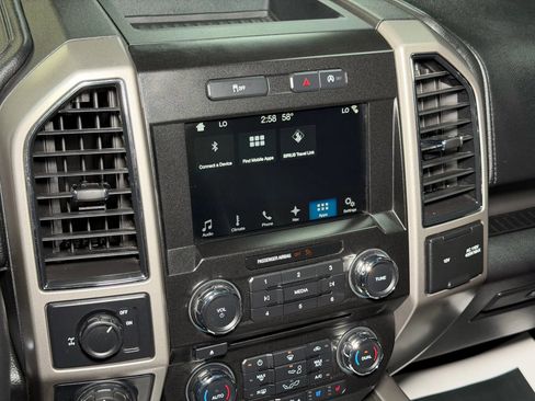 Used 2017 Ford F150 Lariat image 41