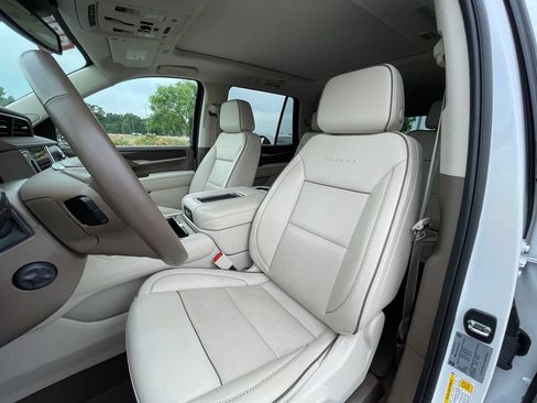 Used 2024 GMC Yukon Denali AWD/4WD image 22