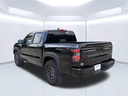 Used 2026 Nissan Frontier PRO-4X AWD/4WD image 5