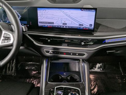 Used 2024 BMW X6 M60i w/ Dynamic Handling Package image 40