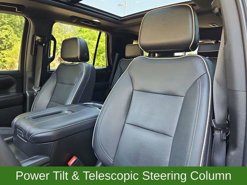 Used 2023 GMC Yukon SLT w/ SLT Premium Package AWD/4WD image 26