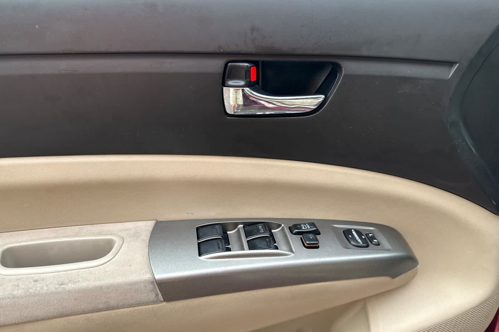 Used 2005 Toyota Prius FWD image 12