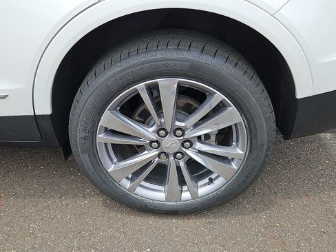 Certified 2023 Cadillac XT5 Premium Luxury AWD/4WD image 8