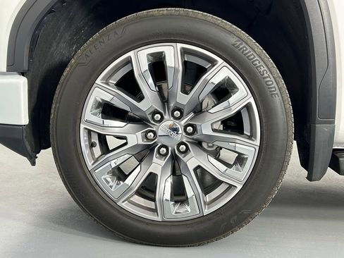 Used 2024 GMC Sierra 1500 Denali image 39
