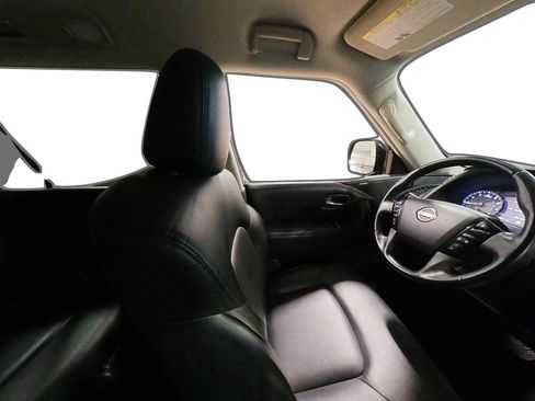 Used 2021 Nissan Armada SV image 46