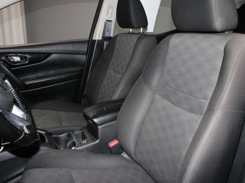 Certified 2022 Nissan Rogue Sport SV AWD/4WD image 23