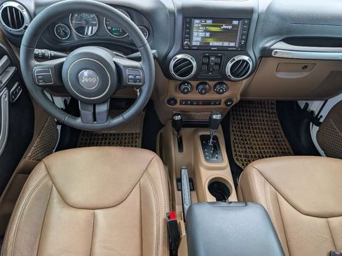 Used 2013 Jeep Wrangler Unlimited Sahara w/ Trailer Tow Group AWD/4WD image 7