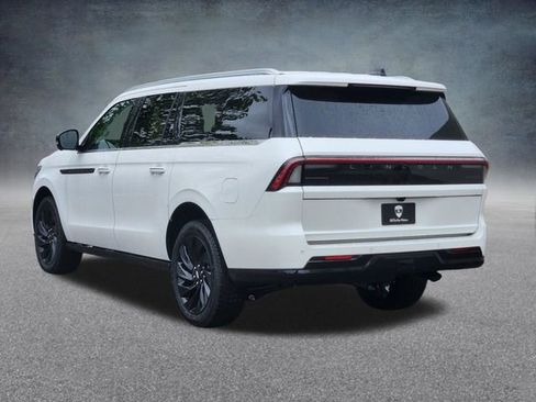 New 2026 Lincoln Navigator L Black Label AWD/4WD image 5