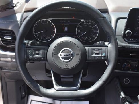 Used 2021 Nissan Rogue SL FWD image 20