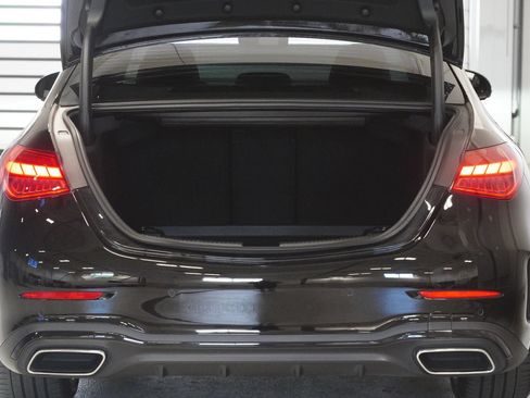 Certified 2023 Mercedes-Benz C 300 4MATIC Sedan image 28
