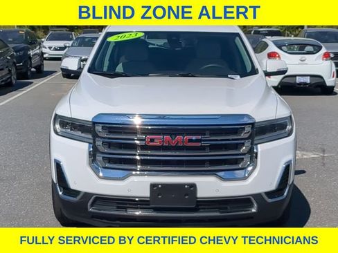 Used 2023 GMC Acadia SLE w/ Driver Convenience Package FWD image 14
