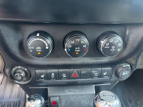 Used 2011 Jeep Wrangler Unlimited Sahara w/ Dual Top Group AWD/4WD image 16