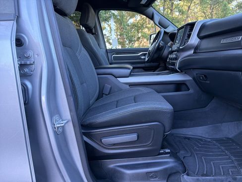 Used 2019 RAM 1500 Big Horn image 31