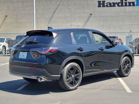 Used 2027 Honda HR-V Sport image 5