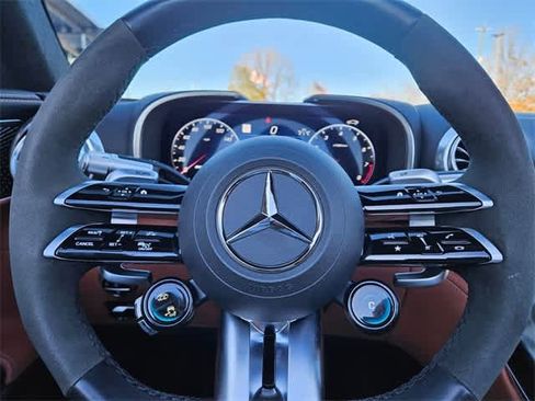 Used 2023 Mercedes-Benz SL 55 AMG 4MATIC image 23