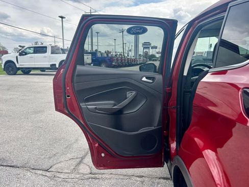 Certified 2019 Ford Escape SE AWD/4WD image 15