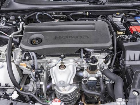 Used 2025 Honda Civic Sport image 30