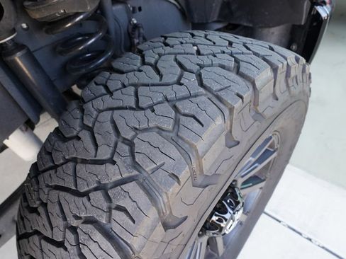 Used 2024 Ford F350 Platinum AWD/4WD image 32