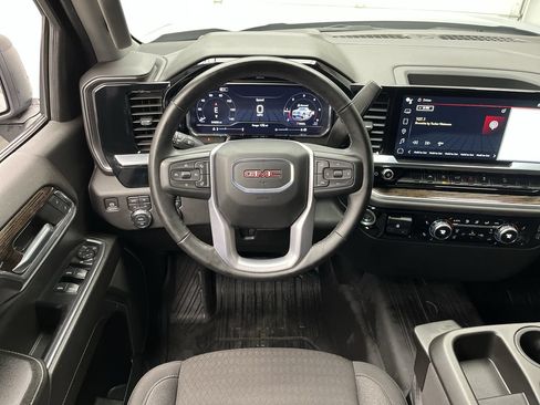 Used 2024 GMC Sierra 1500 Elevation w/ LPO, Elevation Black Package AWD/4WD image 15