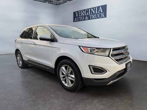 Used 2018 Ford Edge SEL FWD image 2