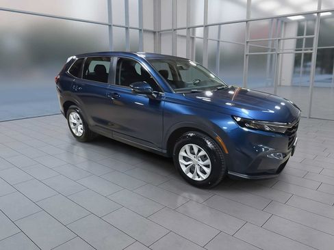 Used 2024 Honda CR-V LX image 2